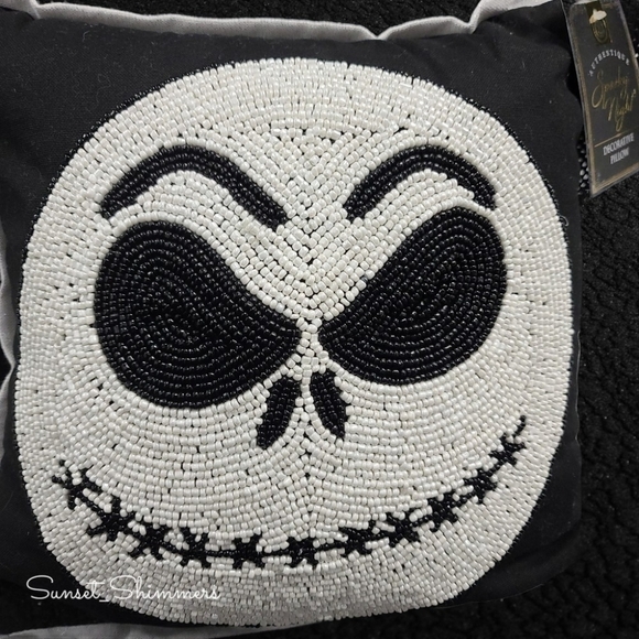 SPOOKY Night JACK SKELLINGTON Style BEADED Throw Pillow Decor New - Picture 5 of 7